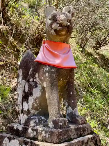 獅子崎稲荷神社の狛犬