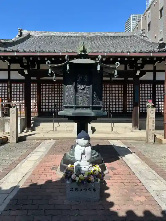 摂津之国 國分寺(金光明四天王護国之寺)の{uncategorized: "未分類", other: "その他", undefined: "問題あり", building: "その他建物", grave: "お墓", sacred_gate: "鳥居", guardian: "狛犬", statue: "像", buddha: "仏像", history: "歴史", nature: "自然", garden: "庭園", animal: "動物", pagoda: "塔", temizu: "手水舎", mountain_gate: "山門・神門", sanctuary: "本殿・本堂", subordinate: "末社・摂社", art: "芸術", scenery: "景色", jizo: "地蔵", ema: "絵馬", goshuin: "御朱印", omikuji: "おみくじ", items: "授与品その他", amulet: "お守り", goshuincho: "御朱印帳", eats: "食事", festival: "お祭り", votive_dance: "神楽", shichigosan: "七五三参", wedding: "結婚式", experience: "体験その他", initially: "初詣", around: "周辺", anti_infection: "感染症対策"}