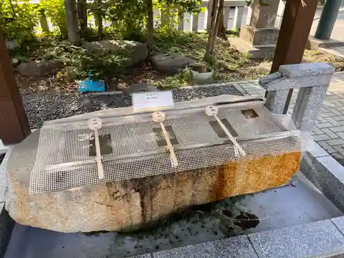 烈々布神社の手水舎