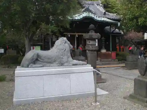 三囲神社の狛犬