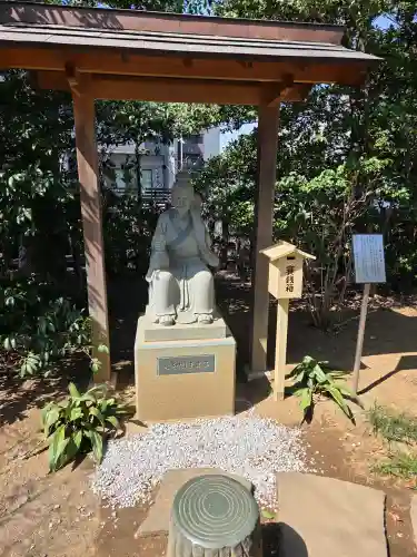 川越八幡宮の{uncategorized: "未分類", other: "その他", undefined: "問題あり", building: "その他建物", grave: "お墓", sacred_gate: "鳥居", guardian: "狛犬", statue: "像", buddha: "仏像", history: "歴史", nature: "自然", garden: "庭園", animal: "動物", pagoda: "塔", temizu: "手水舎", mountain_gate: "山門・神門", sanctuary: "本殿・本堂", subordinate: "末社・摂社", art: "芸術", scenery: "景色", jizo: "地蔵", ema: "絵馬", goshuin: "御朱印", omikuji: "おみくじ", items: "授与品その他", amulet: "お守り", goshuincho: "御朱印帳", eats: "食事", festival: "お祭り", votive_dance: "神楽", shichigosan: "七五三参", wedding: "結婚式", experience: "体験その他", initially: "初詣", around: "周辺", anti_infection: "感染症対策"}