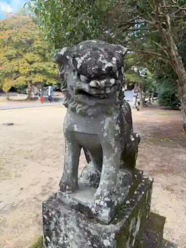 鏡神社の{uncategorized: "未分類", other: "その他", undefined: "問題あり", building: "その他建物", grave: "お墓", sacred_gate: "鳥居", guardian: "狛犬", statue: "像", buddha: "仏像", history: "歴史", nature: "自然", garden: "庭園", animal: "動物", pagoda: "塔", temizu: "手水舎", mountain_gate: "山門・神門", sanctuary: "本殿・本堂", subordinate: "末社・摂社", art: "芸術", scenery: "景色", jizo: "地蔵", ema: "絵馬", goshuin: "御朱印", omikuji: "おみくじ", items: "授与品その他", amulet: "お守り", goshuincho: "御朱印帳", eats: "食事", festival: "お祭り", votive_dance: "神楽", shichigosan: "七五三参", wedding: "結婚式", experience: "体験その他", initially: "初詣", around: "周辺", anti_infection: "感染症対策"}