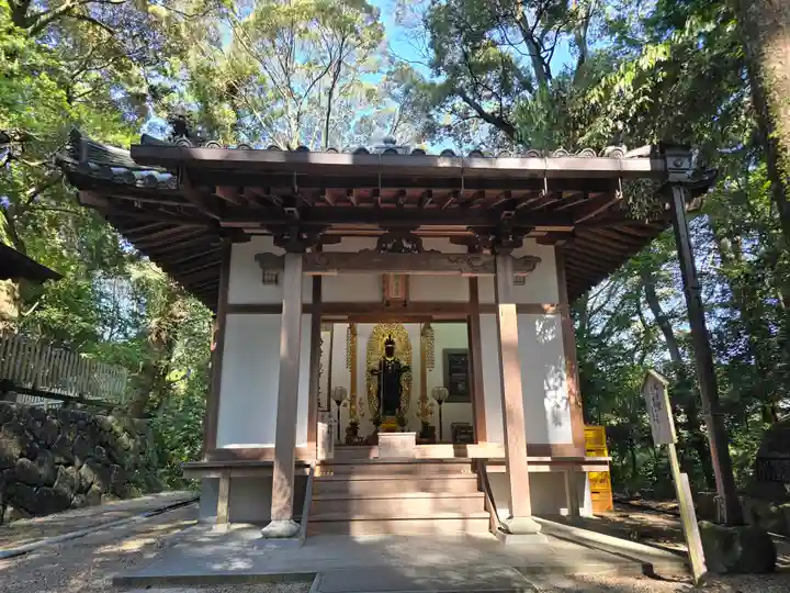 往馬坐伊古麻都比古神社(奈良県)