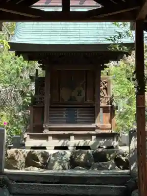深島神社（柳原）の{uncategorized: "未分類", other: "その他", undefined: "問題あり", building: "その他建物", grave: "お墓", sacred_gate: "鳥居", guardian: "狛犬", statue: "像", buddha: "仏像", history: "歴史", nature: "自然", garden: "庭園", animal: "動物", pagoda: "塔", temizu: "手水舎", mountain_gate: "山門・神門", sanctuary: "本殿・本堂", subordinate: "末社・摂社", art: "芸術", scenery: "景色", jizo: "地蔵", ema: "絵馬", goshuin: "御朱印", omikuji: "おみくじ", items: "授与品その他", amulet: "お守り", goshuincho: "御朱印帳", eats: "食事", festival: "お祭り", votive_dance: "神楽", shichigosan: "七五三参", wedding: "結婚式", experience: "体験その他", initially: "初詣", around: "周辺", anti_infection: "感染症対策"}