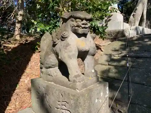 鶴峰八幡神社の狛犬