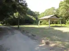 竈山神社の建物その他