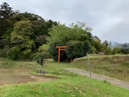 親荒神大神の鳥居