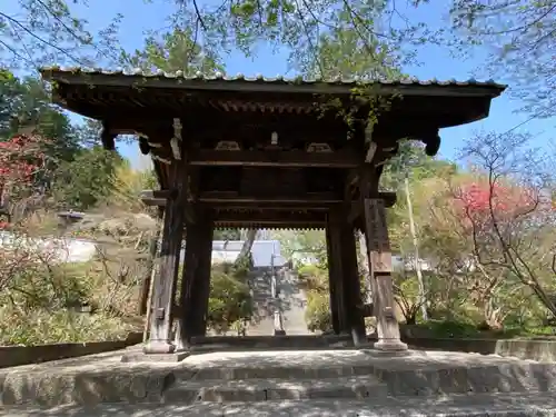 崇禅寺の山門