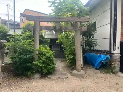 月洲神社の{uncategorized: "未分類", other: "その他", undefined: "問題あり", building: "その他建物", grave: "お墓", sacred_gate: "鳥居", guardian: "狛犬", statue: "像", buddha: "仏像", history: "歴史", nature: "自然", garden: "庭園", animal: "動物", pagoda: "塔", temizu: "手水舎", mountain_gate: "山門・神門", sanctuary: "本殿・本堂", subordinate: "末社・摂社", art: "芸術", scenery: "景色", jizo: "地蔵", ema: "絵馬", goshuin: "御朱印", omikuji: "おみくじ", items: "授与品その他", amulet: "お守り", goshuincho: "御朱印帳", eats: "食事", festival: "お祭り", votive_dance: "神楽", shichigosan: "七五三参", wedding: "結婚式", experience: "体験その他", initially: "初詣", around: "周辺", anti_infection: "感染症対策"}