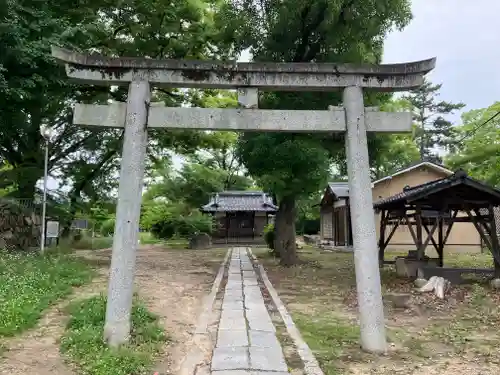 稲葉神社の鳥居