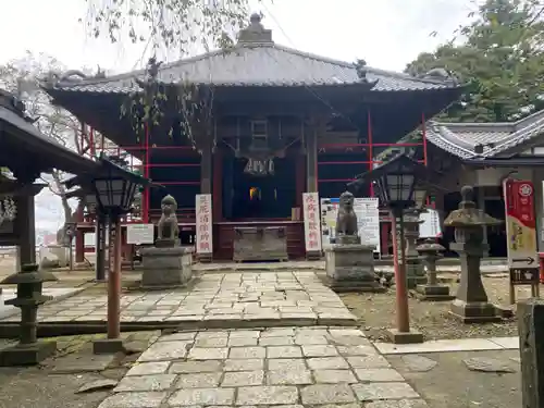 大満寺の本殿・本堂