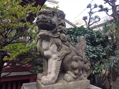 秋葉神社の狛犬