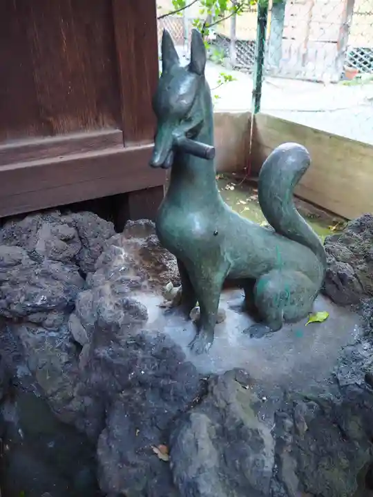 諏訪神社の狛犬