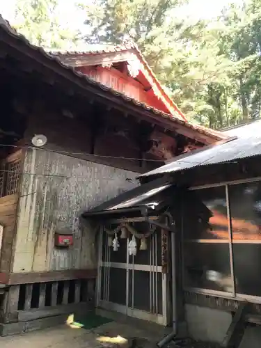 吉部八幡宮の本殿・本堂