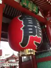 浅草寺の山門