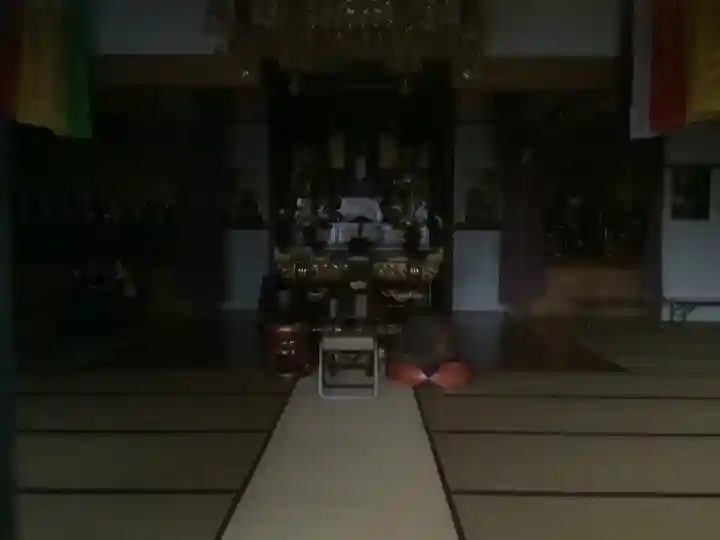 医王寺の本殿・本堂