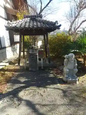 法経寺の手水舎