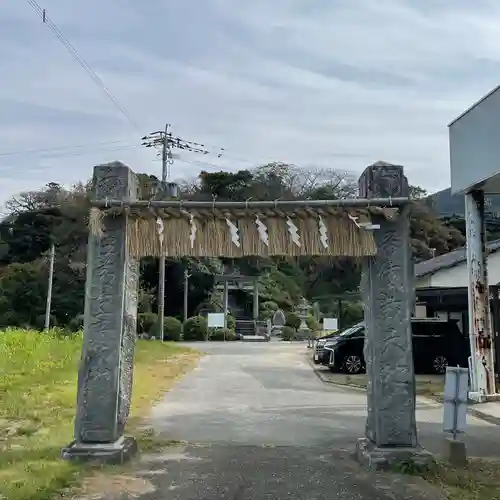 鎮懐石八幡宮のその他建物