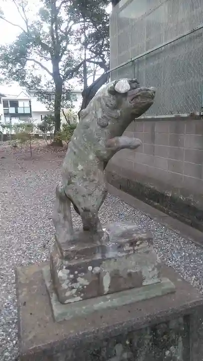 大分社の狛犬