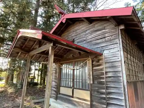 下中野温泉神社の本殿・本堂