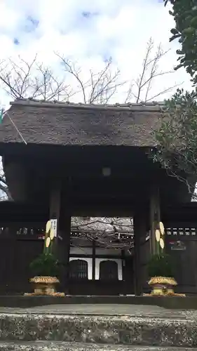 泥牛庵の山門