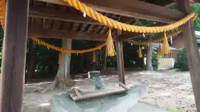 神明宮の手水舎