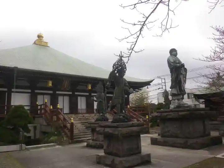 長勝寺の本殿・本堂
