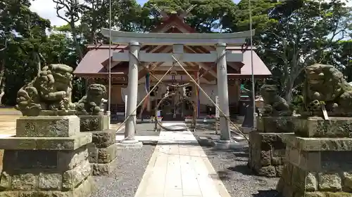 佐波波地祇神社の鳥居