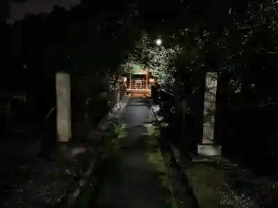 溝旗神社（肇國神社）の末社・摂社