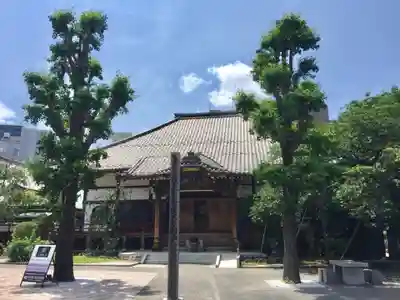 天妙国寺の本殿・本堂