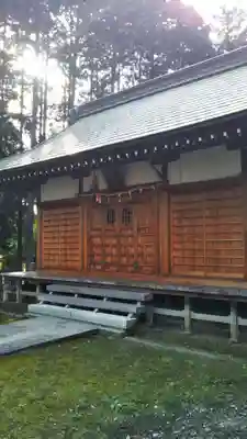 秩父八幡神社の本殿・本堂