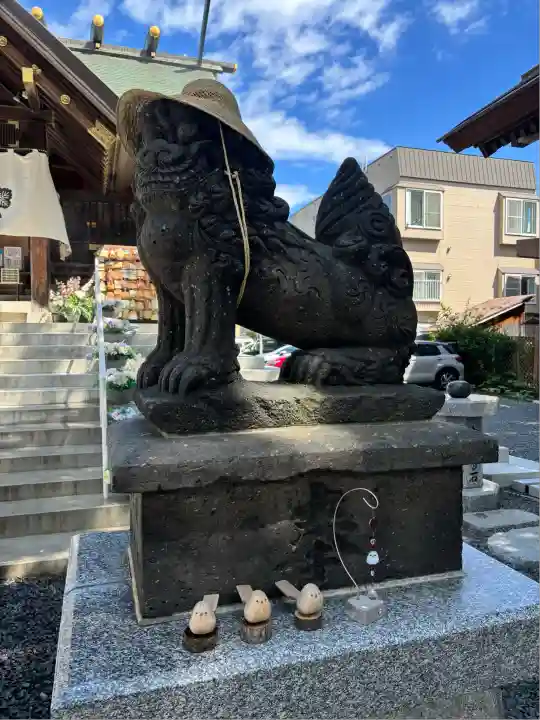 札幌諏訪神社の狛犬