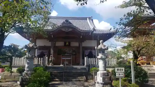 圓鏡寺の本殿・本堂