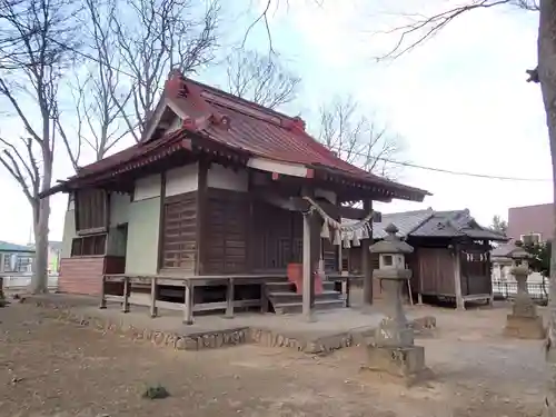 七本木神社の本殿