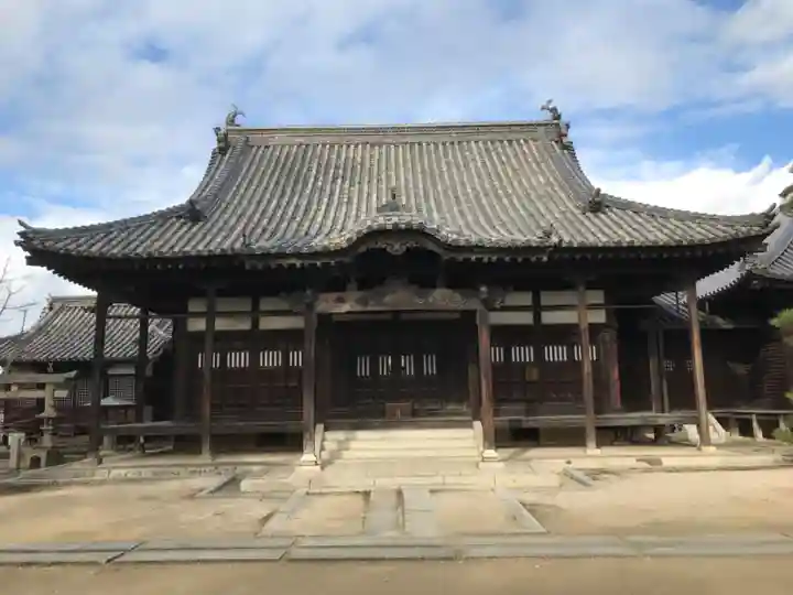 観龍寺の本殿・本堂