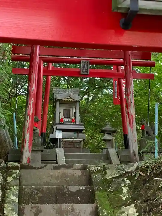 那須温泉神社の末社・摂社