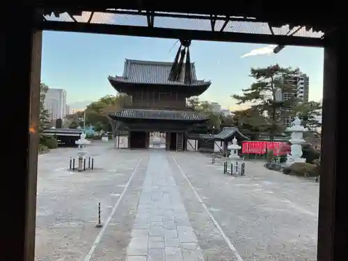 建中寺の山門・神門