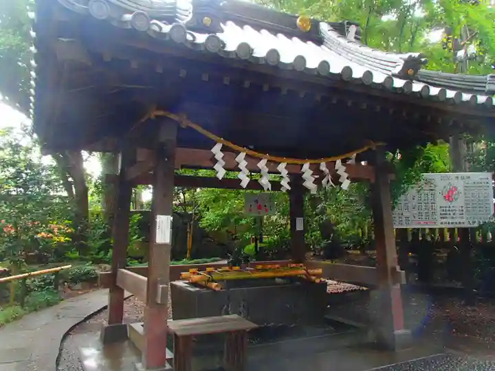 岩槻久伊豆神社の手水舎