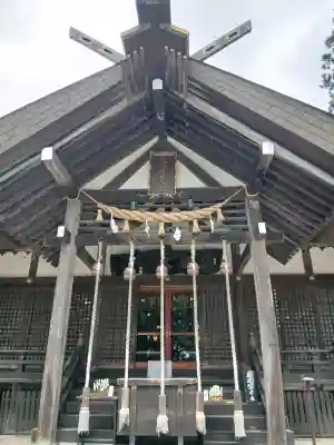天照御祖神社の{uncategorized: "未分類", other: "その他", undefined: "問題あり", building: "その他建物", grave: "お墓", sacred_gate: "鳥居", guardian: "狛犬", statue: "像", buddha: "仏像", history: "歴史", nature: "自然", garden: "庭園", animal: "動物", pagoda: "塔", temizu: "手水舎", mountain_gate: "山門・神門", sanctuary: "本殿・本堂", subordinate: "末社・摂社", art: "芸術", scenery: "景色", jizo: "地蔵", ema: "絵馬", goshuin: "御朱印", omikuji: "おみくじ", items: "授与品その他", amulet: "お守り", goshuincho: "御朱印帳", eats: "食事", festival: "お祭り", votive_dance: "神楽", shichigosan: "七五三参", wedding: "結婚式", experience: "体験その他", initially: "初詣", around: "周辺", anti_infection: "感染症対策"}