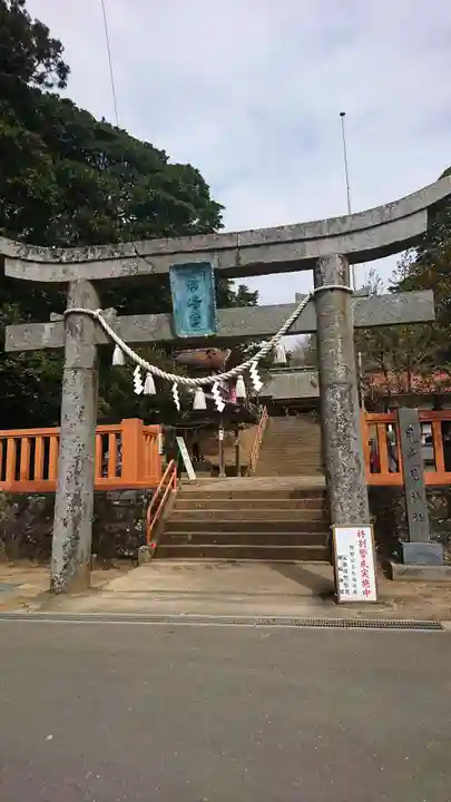 御崎神社の鳥居
