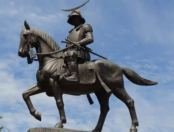 宮城縣護國神社の像