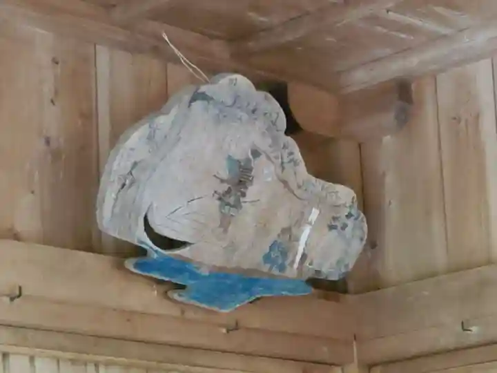 日間神社の芸術