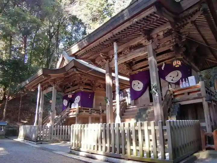 日吉神社の本殿・本堂