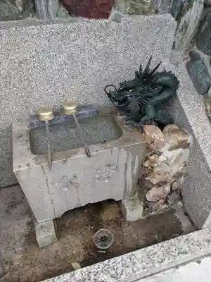 荒熊神社の手水舎