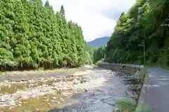 思子淵神社の周辺