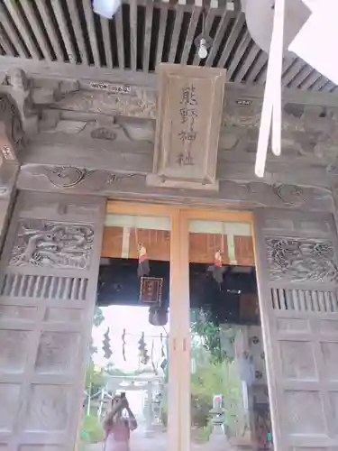 立川熊野神社の本殿・本堂