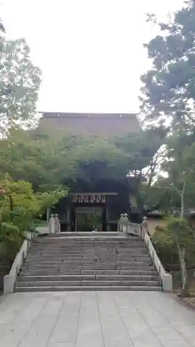 香椎宮の山門・神門