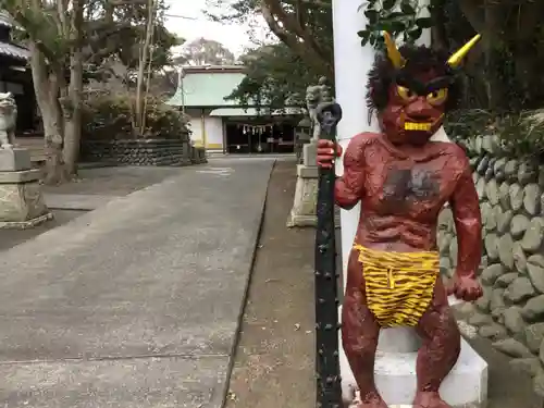 白羽神社の像