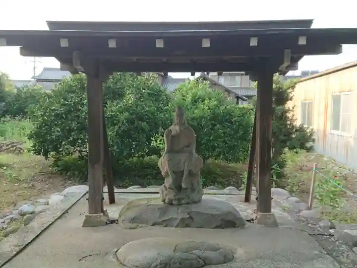 神明社のその他建物