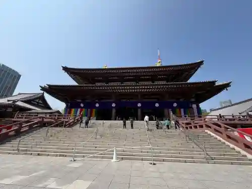 増上寺の{uncategorized: "未分類", other: "その他", undefined: "問題あり", building: "その他建物", grave: "お墓", sacred_gate: "鳥居", guardian: "狛犬", statue: "像", buddha: "仏像", history: "歴史", nature: "自然", garden: "庭園", animal: "動物", pagoda: "塔", temizu: "手水舎", mountain_gate: "山門・神門", sanctuary: "本殿・本堂", subordinate: "末社・摂社", art: "芸術", scenery: "景色", jizo: "地蔵", ema: "絵馬", goshuin: "御朱印", omikuji: "おみくじ", items: "授与品その他", amulet: "お守り", goshuincho: "御朱印帳", eats: "食事", festival: "お祭り", votive_dance: "神楽", shichigosan: "七五三参", wedding: "結婚式", experience: "体験その他", initially: "初詣", around: "周辺", anti_infection: "感染症対策"}